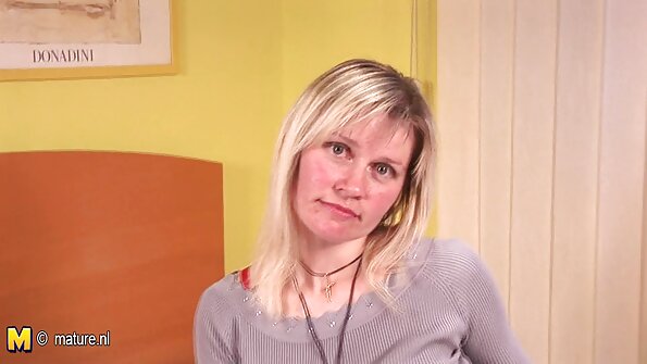 BDSM பாணியில் ஒன்றுகூடல்கள் இருபால் ஆபாச