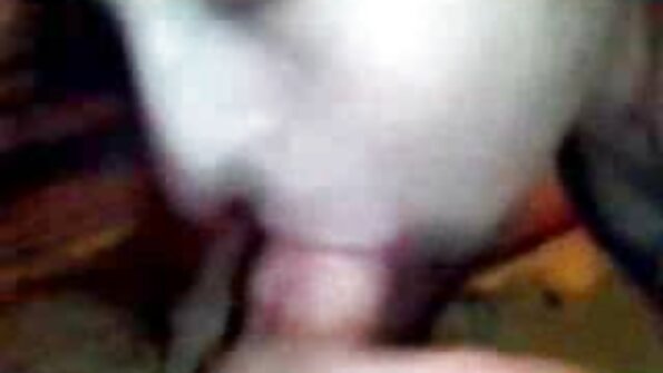 கொம்புள்ள பதின்ம ஆபாச கனா வயதினர் குளியலறையில் புணர்கிறார்கள்