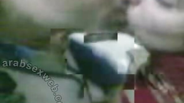 ராக்ஸி ரே ஒரு பெரிய டில்டோவுடன் இலவச ஆபாச செக்ஸ் சுயஇன்பம் செய்கிறார்