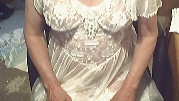 ஆபாச இளம் மற்றும் அழகான redtube அமெரிக்க நாட்டுக்காரன்