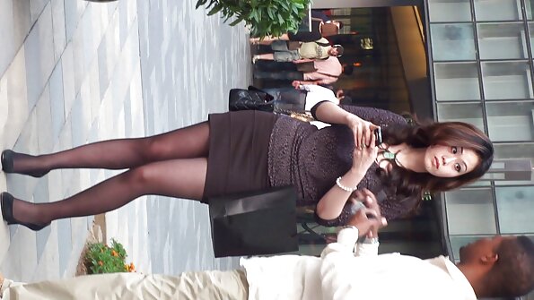 ஒரு கூடாரத்தில் நேரடி ஆபாச புணர்கிறது