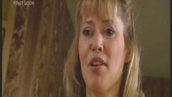 ஒரே நேரத்தில் இரண்டு பையன்களின் பெருமை துளை ஆபாச கிளைகள்