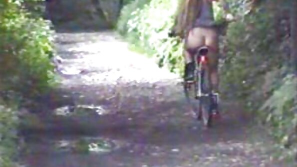 அன்டன் பரத்தையை இலவச xxx, திரைப்படம் கழற்றினான்