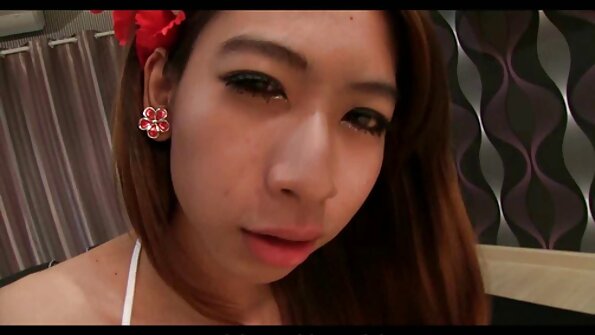 குடித்துவிட்டு படுக்கையில் கிடக்கிறான் நேரடி ஆபாச