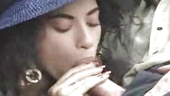 சிறுவன் ஒரு இலவச கே ஆபாச தேதிக்குப் பிறகு பொன்னிற பிரிட்னியை புணர்ந்தான்