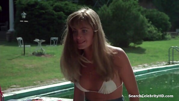 ஜிம்முக்கு டீன் ஆபாச வசீகரம் வந்தது