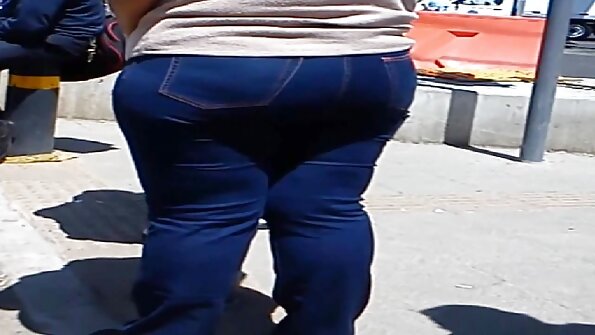 கொள்ளையடிக்கும் குழந்தை எடிடா upskirt ஆபாச அவள் கருப்பையில் ஊடுருவுகிறது