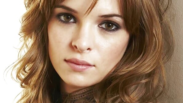 மார்பளவு அழகி கொண்டு ஆலோஹா ஆபாச குடுத்து