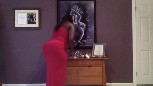 டோர்க் பேங்ஸ் ஒரு விண்டேஜ் xxx டிரானி