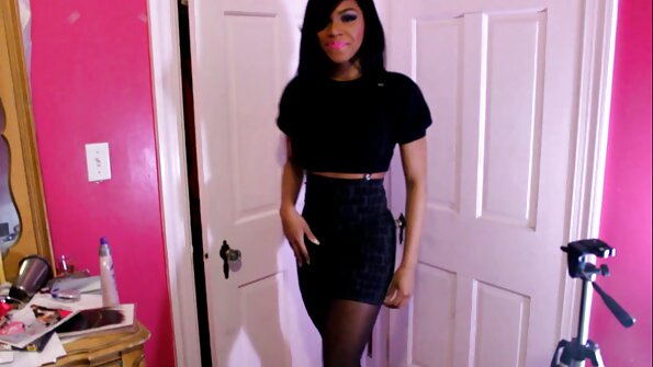 மகனும் தாயும் வீடியோ இலவச ஆபாச எடுத்தனர்